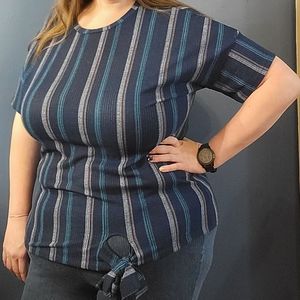 3x fits like 2x stripe shirt